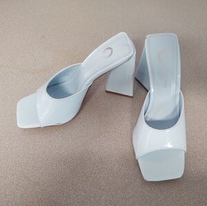 Journee collection women's kammali Tru comfort foam  sandals heels color Blue